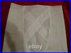 NWOT Vintage Open Bottom girdle with 4 garters size 40 Soft Skin Real Form
