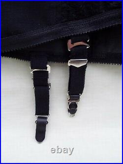 RAGO Open Bottom 4 Strap Girdle (black) Size 32/XL Excellent Condition