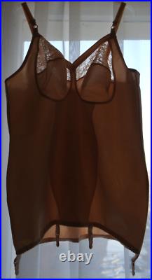 Übergröße! Neu! Triolet Korselett corselette Open Bottom Girdle Gr. EU/110B UK/48B