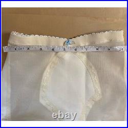 Vintage Exquisite Form Extra Firm OPEN BOTTOM GIRDLE SKIRT Shaper GARTERS SMALL