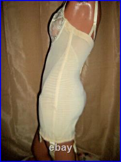 Vintage Lily of France All in One Open Bottom Corselet Girdle 6 Garters 36B
