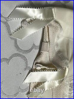 Vintage Vassarette Girdle Womens Large Shapewear Open Bottom White Lace Tummy