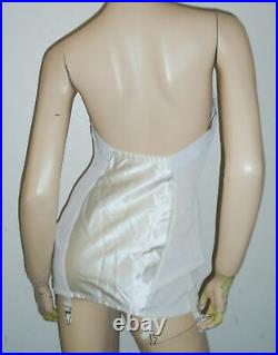 Vtg LADY MARLENE White Lace Bustier Corset with Open Bottom Girdle Shapewear MD