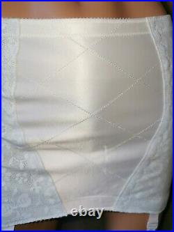 Vtg Style Open Bottom Girdle White By Playtex Waist Size 31-32 Inches #62